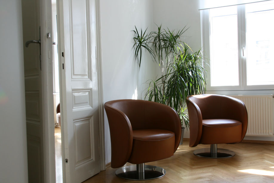 Sitzbereich im Tonstudio DER WERBETON in Wien